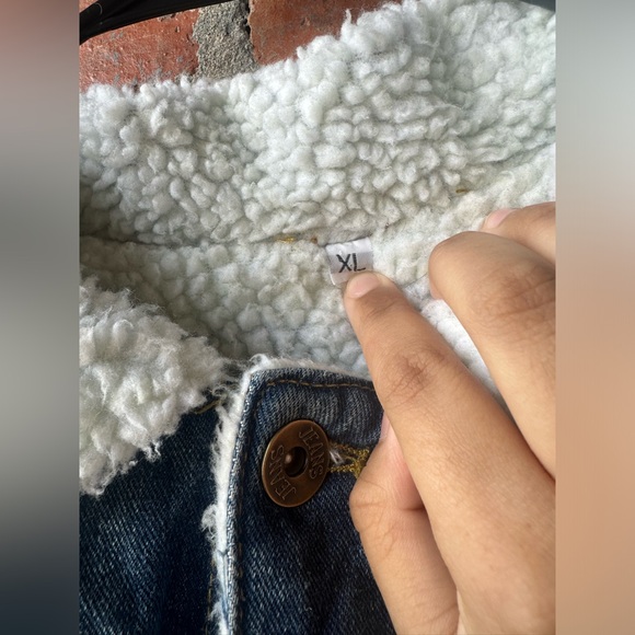 Women’s denim jacket faux fur lined, size xl - Picture 4 of 10